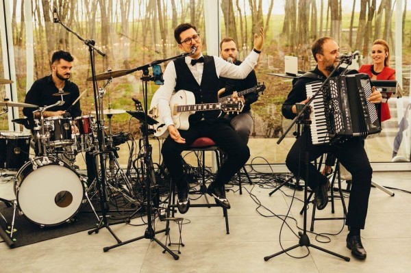 davor-jovanovic-wedding-band-muzika-za-vencanje-bend-za-proslave-srbija-beograd-novi-sad-2